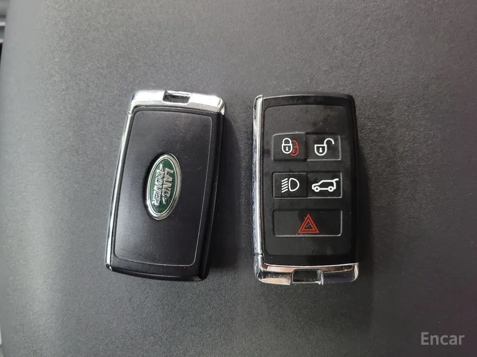 Фото 13 - Land Rover Discovery