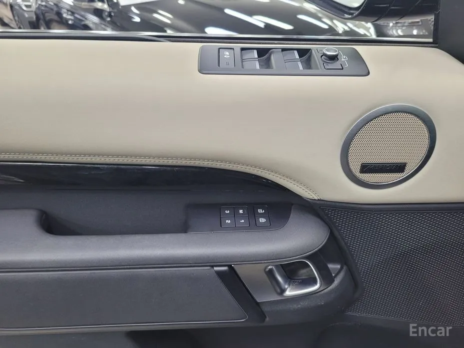 Фото 3 - Land Rover Discovery