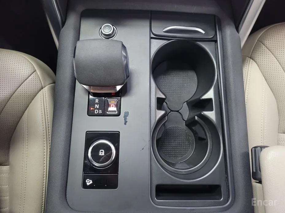 Фото 9 - Land Rover Discovery