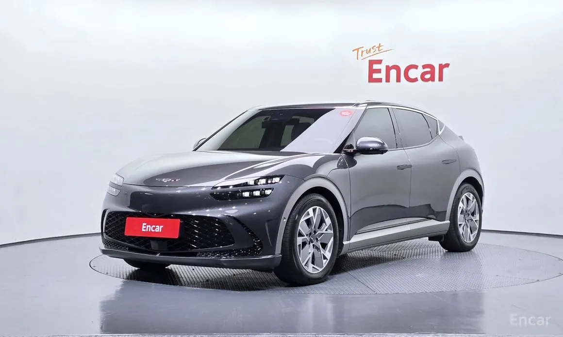 Фото 1 - Genesis GV60