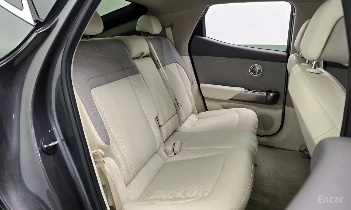 Фото 12 - Genesis GV60