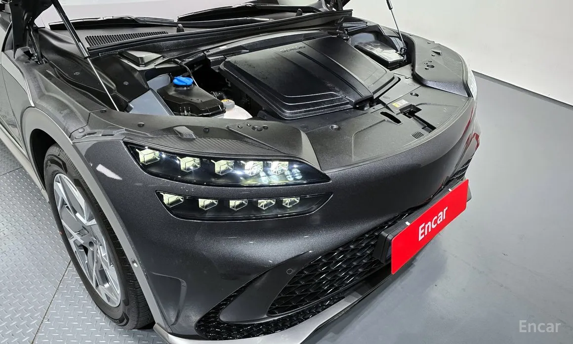 Фото 6 - Genesis GV60