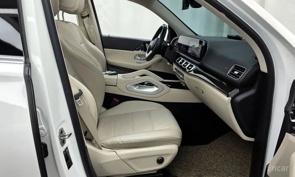 Фото 11 - Mercedes-Benz GLE-Class