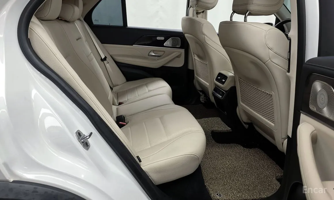 Фото 12 - Mercedes-Benz GLE-Class