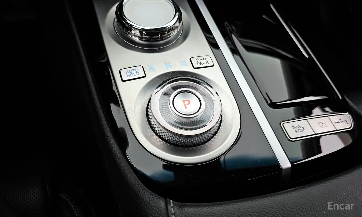 Фото 9 - Genesis G80