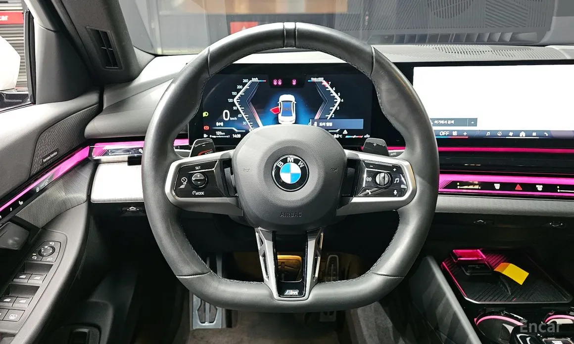 Фото 13 - BMW 5 Series