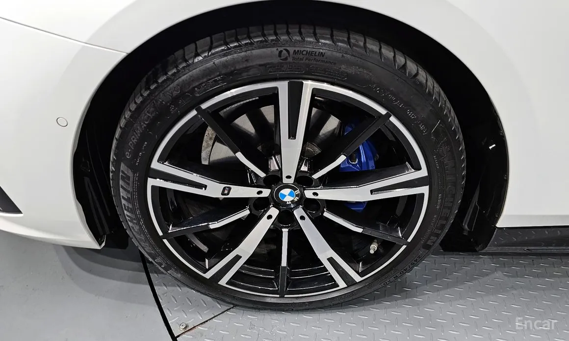 Фото 5 - BMW 5 Series