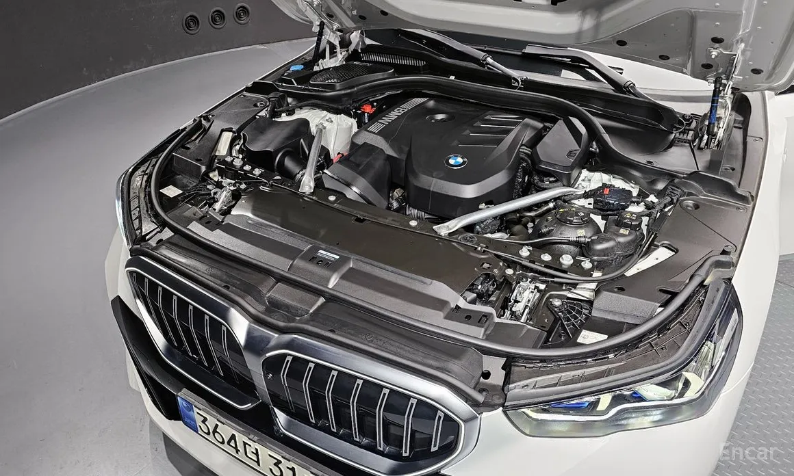 Фото 6 - BMW 5 Series