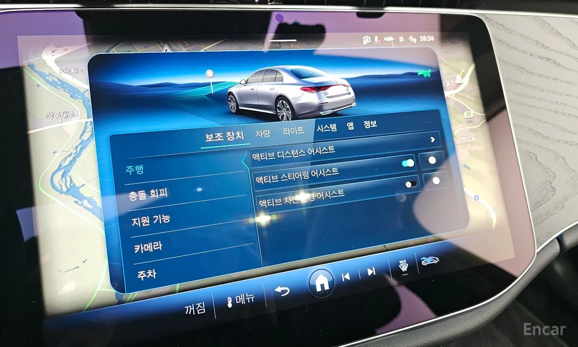 Фото 15 - Mercedes-Benz E-Class