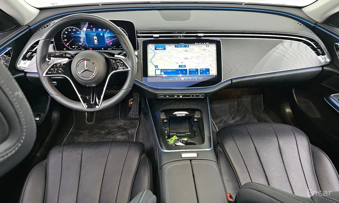 Фото 7 - Mercedes-Benz E-Class