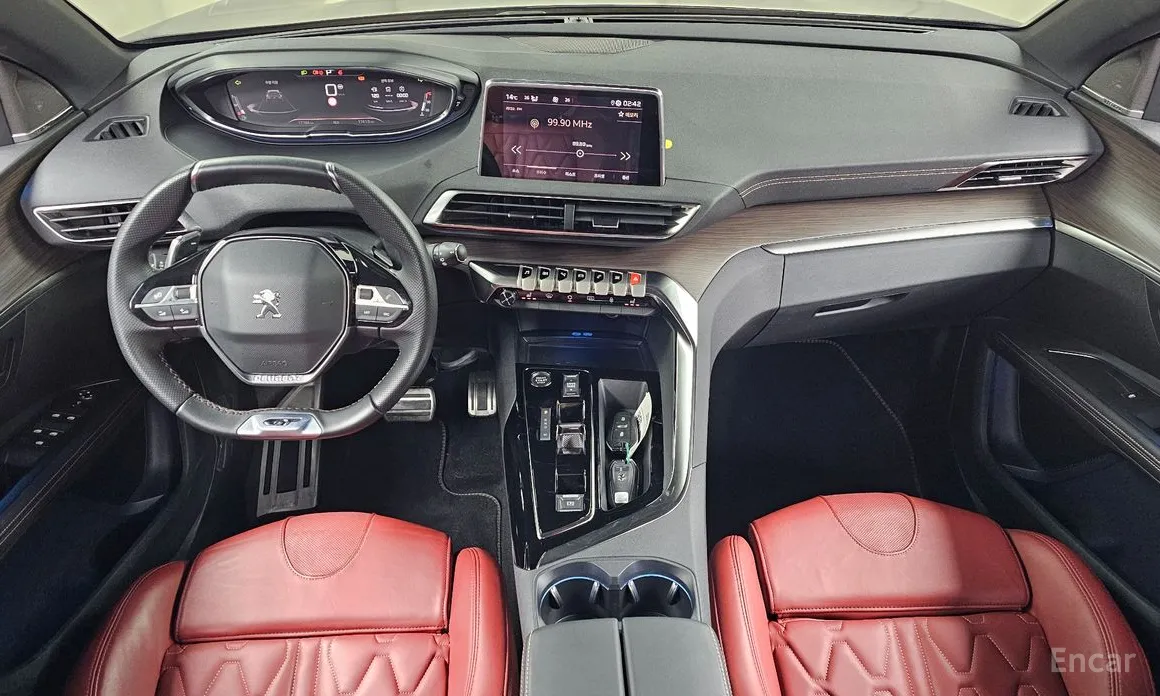 Фото 7 - Peugeot 5008