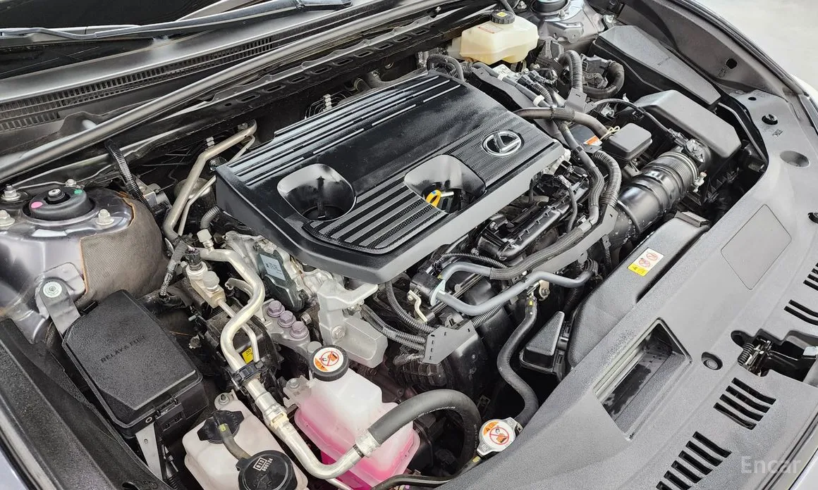 Фото 6 - Lexus ES