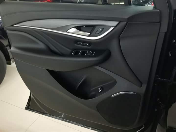 Фото 7 - Buick Enclave