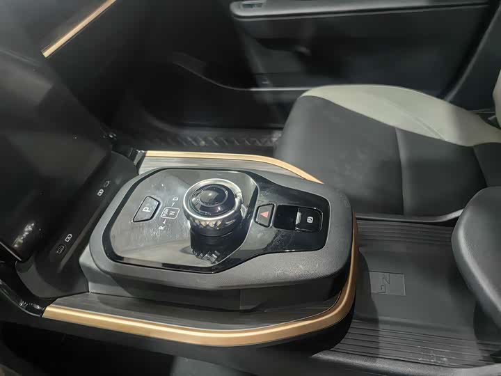 Фото 5 - Toyota bZ3