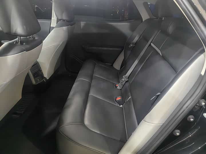 Фото 6 - Toyota bZ3