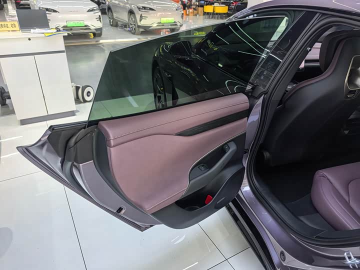 Фото 9 - Xiaomi SU7