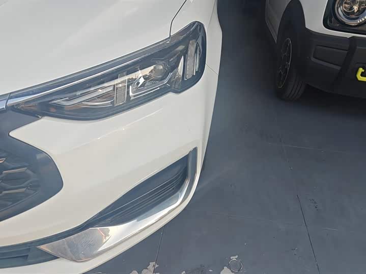 Фото 5 - Ford Escort