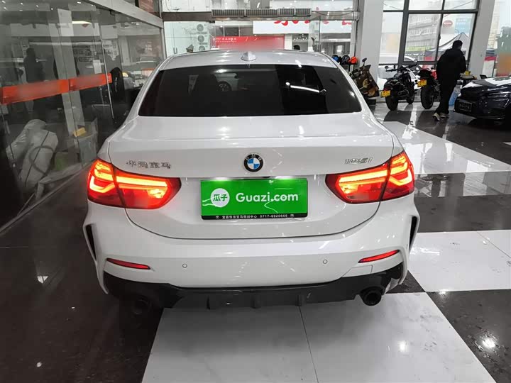 Фото 6 - BMW 1 Series