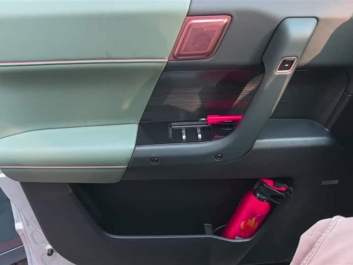 Фото 7 - Chery iCar 03