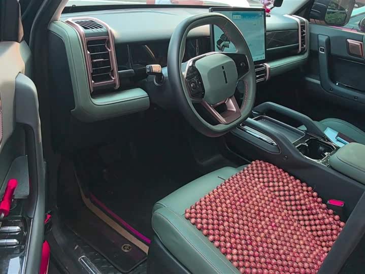 Фото 9 - Chery iCar 03