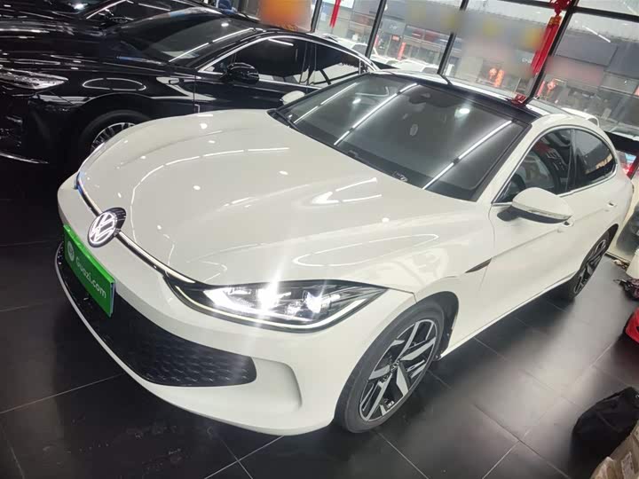 Фото 2 - Volkswagen Lamando L