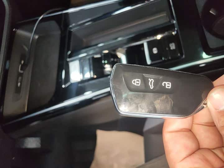 Фото 9 - Volkswagen Lamando L