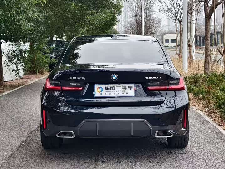 Фото 3 - BMW 3 Series