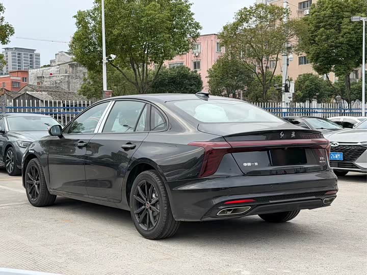 Фото 4 - Hongqi H5