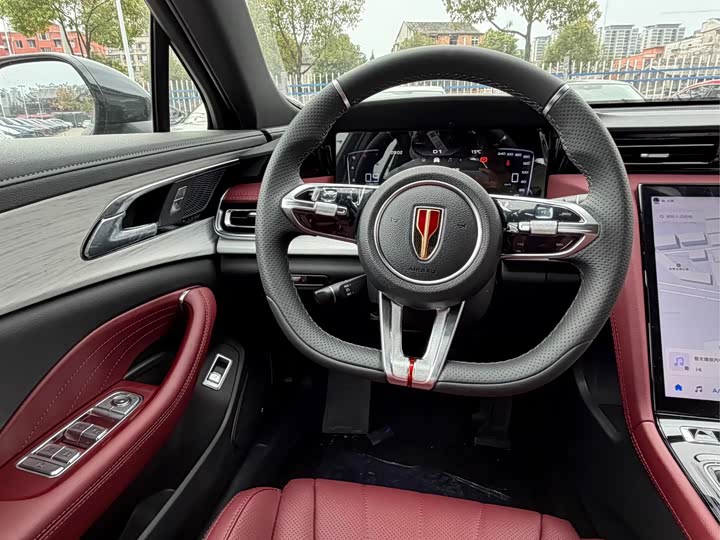 Фото 9 - Hongqi H5