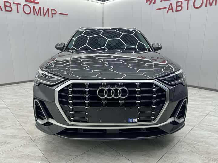 Фото 3 - Audi Q3