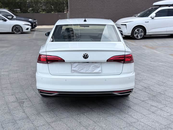 Фото 8 - Volkswagen Bora