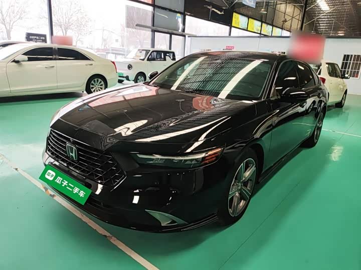 Фото 2 - Honda Accord