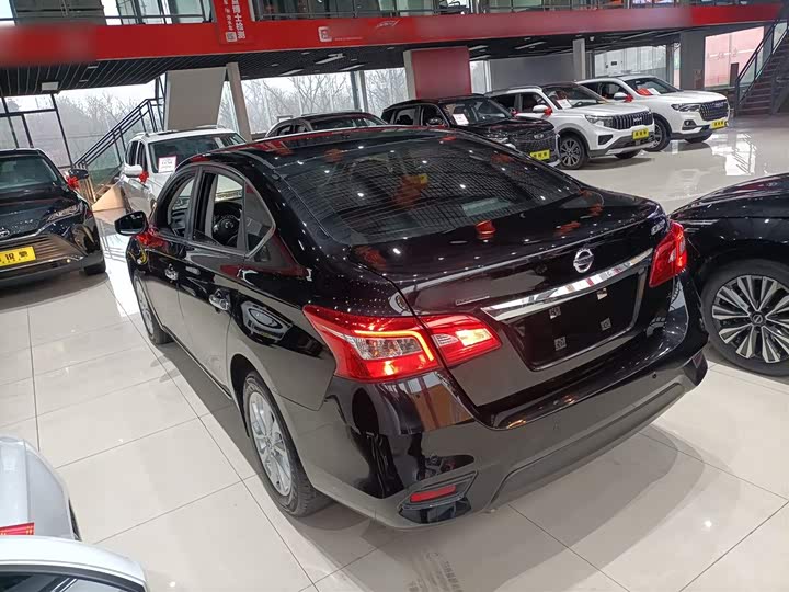 Фото 5 - Nissan Sylphy