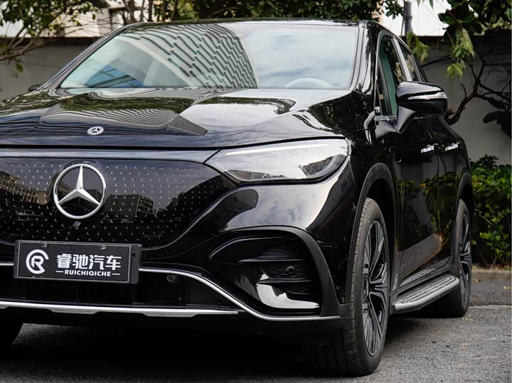 Фото 7 - Mercedes-Benz EQE SUV