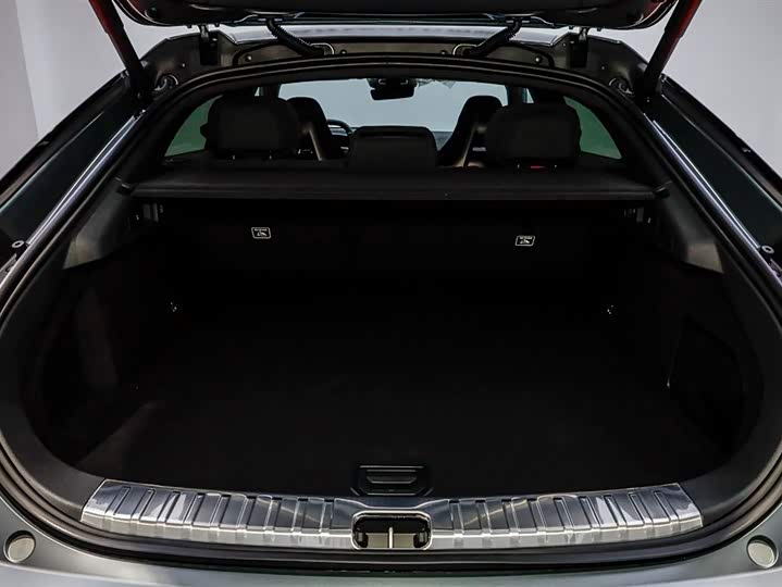 Фото 6 - Zeekr 001 FR