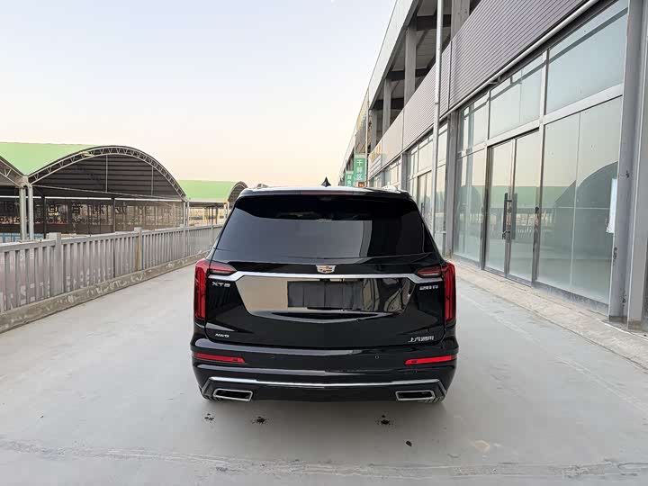 Фото 5 - Cadillac XT6