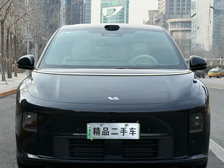 Фото 2 - LiXiang i6