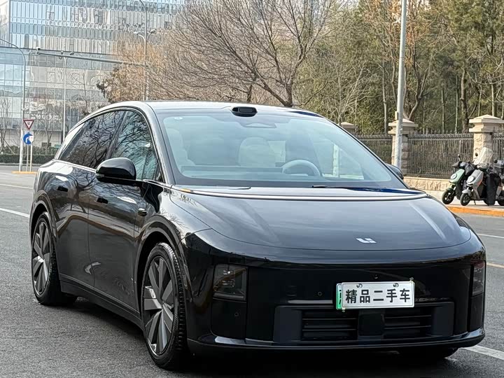 Фото 3 - LiXiang i6