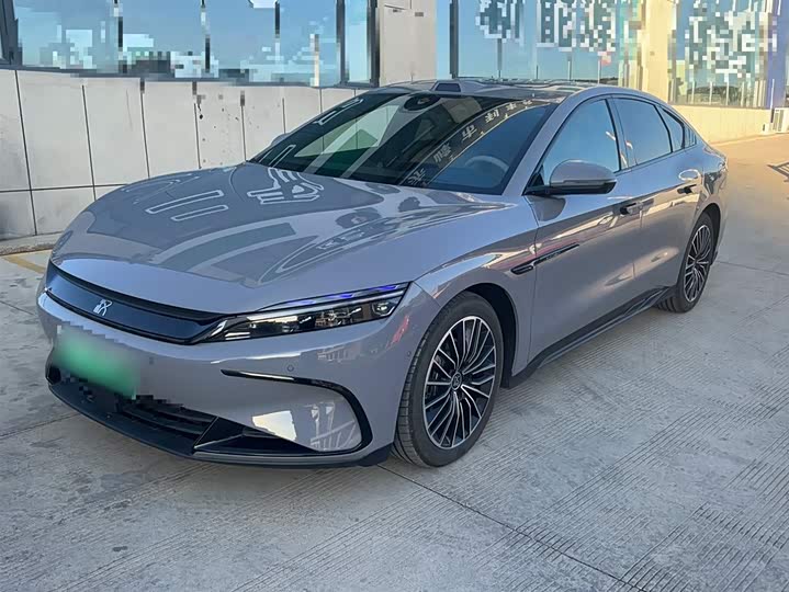 Фото 2 - BYD Han