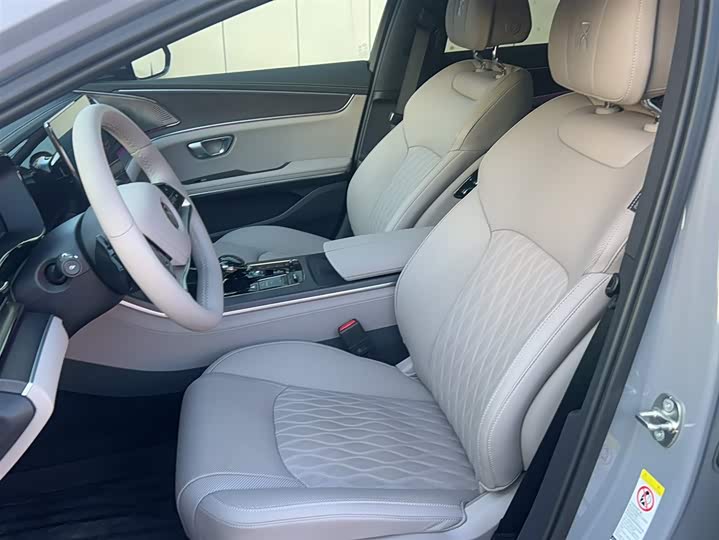 Фото 8 - BYD Han