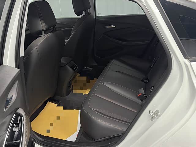 Фото 9 - Buick Verano