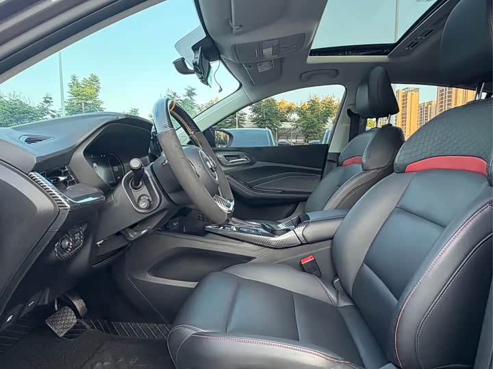 Фото 7 - MG Motor 5