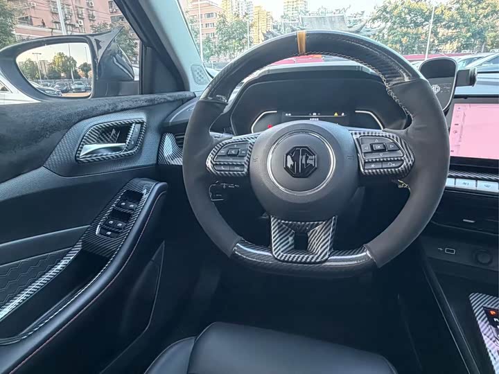 Фото 9 - MG Motor 5