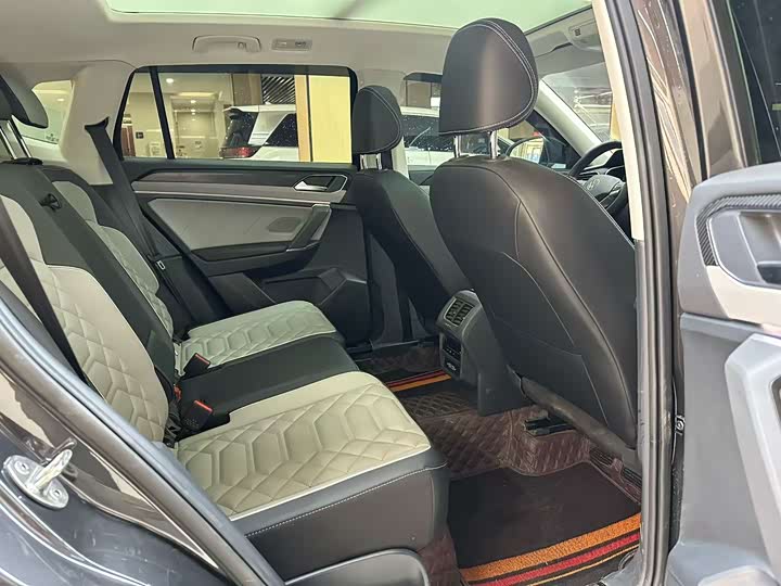 Фото 6 - Volkswagen Tayron