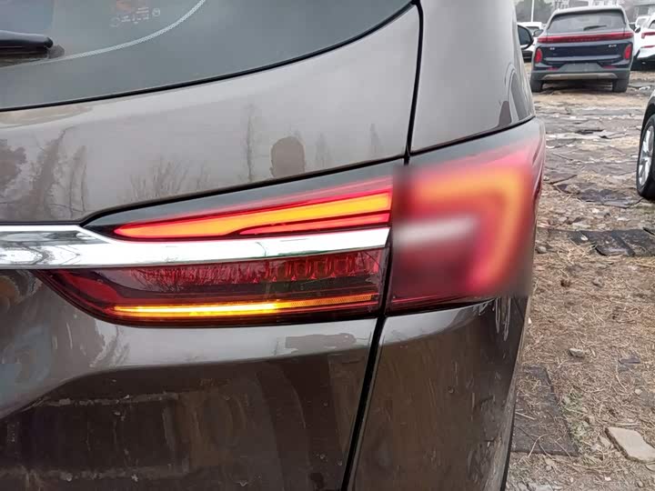 Фото 8 - Buick GL8 ES