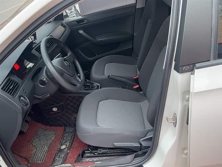 Фото 9 - Volkswagen Santana