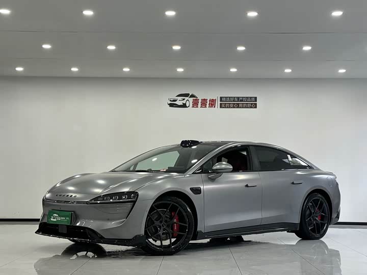 Фото 1 - Luxeed S7