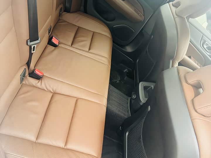 Фото 5 - Volvo S60