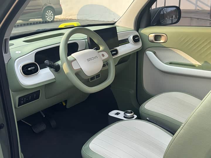 Фото 5 - Geely Galaxy Panda Mini