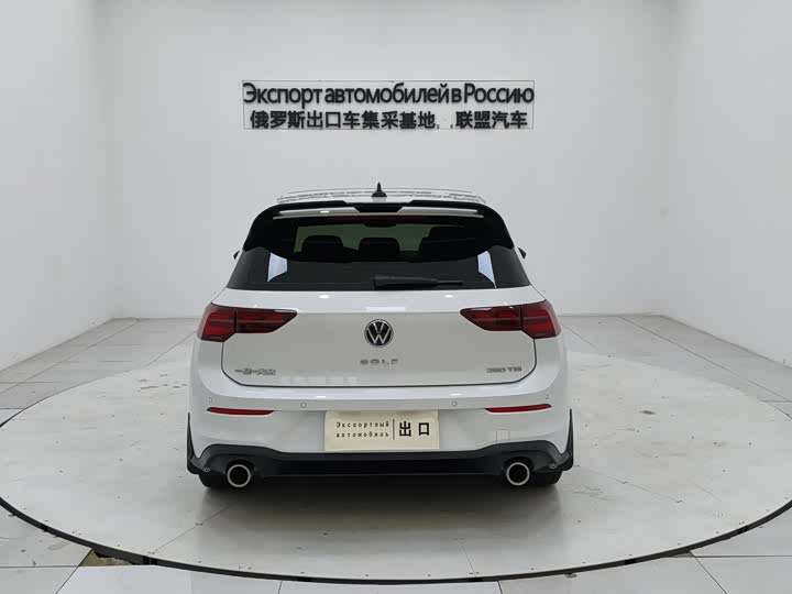 Фото 5 - Volkswagen Golf